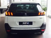 Cần bán Peugeot 5008 Allure 1.6 AT năm sản xuất 2021, màu trắng