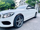 Hỗ trợ vay trả góp ngân hàng 70%, Mercedes C300 AMG năm 2015, màu trắng