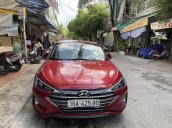 Chính chủ cần bán Hyundai Elantra năm sản xuất 2019, màu đỏ mới cứng