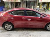 Chính chủ cần bán Hyundai Elantra năm sản xuất 2019, màu đỏ mới cứng