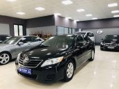 Cần bán lại xe Toyota Camry LE năm 2011, màu đen, xe nhập