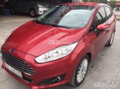 Ford Fiesta 2014 Titanium, xe gia đình đang sử dụng