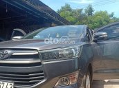 Bán Toyota Innova 2.0 G năm sản xuất 2017 xe gia đình