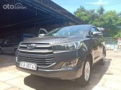 Bán Toyota Innova 2.0 G năm sản xuất 2017 xe gia đình