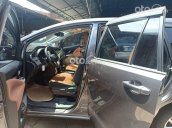 Bán Toyota Innova 2.0 G năm sản xuất 2017 xe gia đình