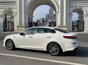 Cần bán gấp Kia Optima năm 2019, giá ưu đãi