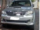 Cần bán Toyota Fortuner đời 2014, màu bạc 