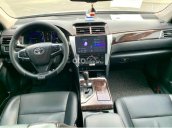 Bán ô tô Toyota Camry 2.5Q sản xuất năm 2016, màu bạc còn mới, 798 triệu