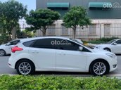 Cần bán xe Ford Focus 1.5 Ecobost sản xuất 2017, màu trắng còn mới