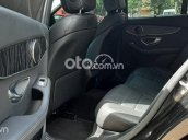 Cần bán gấp Mercedes C200 facelift 2020, màu đen, hỗ trợ đăng ký