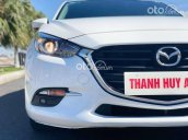 Bán ô tô Mazda 3 sản xuất năm 2017, màu trắng xe gia đình