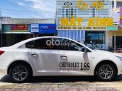 Bán xe Chevrolet Cruze LS 1.6 MT năm sản xuất 2011, màu trắng