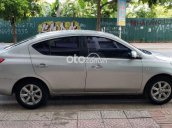 Cần bán lại xe Nissan Sunny 2016, màu bạc số tự động, giá 350tr