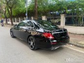 Cần bán lại xe Mercedes E300 AMG sản xuất 2016, màu đen mới chạy 80450 km