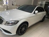 Cần bán xe Mercedes C200 Exclusive đời 2020, màu trắng