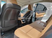 Cần bán Lexus ES 250 năm 2016, màu trắng, nhập khẩu, bank 75% nhanh gọn