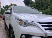 Bán Toyota Fortuner SX 2016 ĐK 2017, màu trắng số sàn