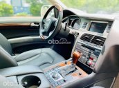 Cần bán lại xe Audi Q7 4.2 Quattro 2008, màu trắng