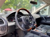 Cần bán lại xe Audi Q7 4.2 Quattro 2008, màu trắng