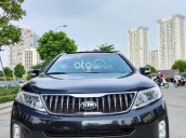 Cần bán gấp Kia Sorento sản xuất năm 2019, màu đen còn mới