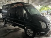 Cần bán xe Ford Transit VIP Limousine năm sản xuất 2016, màu đen