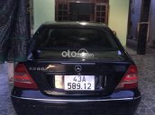 Bán xe Mercedes C180 sản xuất 2002, màu đen còn mới, giá 110tr