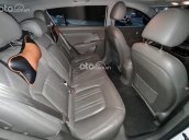 Cần bán gấp Kia Sportage 2.0 AT sản xuất năm 2013, màu trắng, xe nhập  