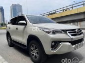 Cần bán gấp Toyota Fortuner sản xuất năm 2018, màu trắng, nhập khẩu nguyên chiếc còn mới