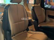Cần bán lại xe Kia Sedona 2.2L DATH sản xuất 2016, màu trắng xe gia đình 