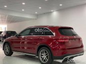 Bán xe Mercedes GLC 300 đời 2016, màu đỏ