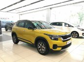 Kia Seltos 1.6 Premium đời 2021, màu vàng, nhập khẩu nguyên chiếc hỗ trợ lãi suất thấp