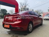 Cần bán gấp Hyundai Elantra 1.6 AT sản xuất năm 2019, màu đỏ