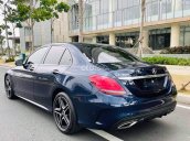 Xe Mercedes C300 AMG 2020, màu xanh lam như mới