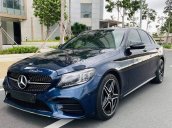 Xe Mercedes C300 AMG 2020, màu xanh lam như mới