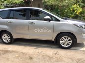 Bán Toyota Innova E sx 2018, màu bạc số sàn