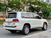 Cần bán Toyota Land Cruiser VX 4.6 đời 2020, màu trắng, xe nhập còn mới