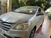 Bán Toyota Innova sản xuất 2016 còn mới, giá 390tr