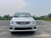 Bán lại chiếc Toyota Innova 2013 MT xe cực mới zin