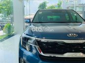 Cần bán xe Kia Seltos Premium năm 2021, màu xanh lam