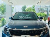 Cần bán xe Kia Seltos Premium năm 2021, màu xanh lam