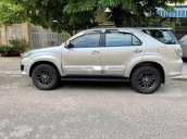 Bán Toyota Fortuner đời 2012, màu bạc còn mới