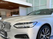 Bán xe Volvo S90 2021, màu bạc, nhập khẩu còn mới