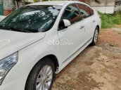 Cần bán xe Nissan Teana 2.0 AT năm 2011, màu trắng, nhập khẩu nguyên chiếc, giá 387tr