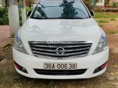 Cần bán xe Nissan Teana 2.0 AT năm 2011, màu trắng, nhập khẩu nguyên chiếc, giá 387tr