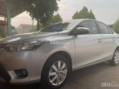 Cần bán gấp Toyota Vios năm sản xuất 2016, màu bạc còn mới