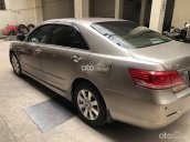 Cần bán Toyota Camry đời 2008, màu vàng cát, còn mới, chủ xe đi rất giữ gìn