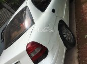 Cần bán Daewoo Nubira năm sản xuất 2003, màu trắng giá cạnh tranh