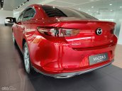 Cần bán xe Mazda 3 năm sản xuất 2021, màu đỏ, 699 triệu