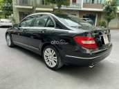 Cần bán lại xe Mercedes-Benz C250 sản xuất 2011 xe gia đình giá chỉ 485tr