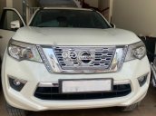 Bán xe Nissan Terra 2.5AT đời 2020, màu trắng mới đi 4000km siêu lướt